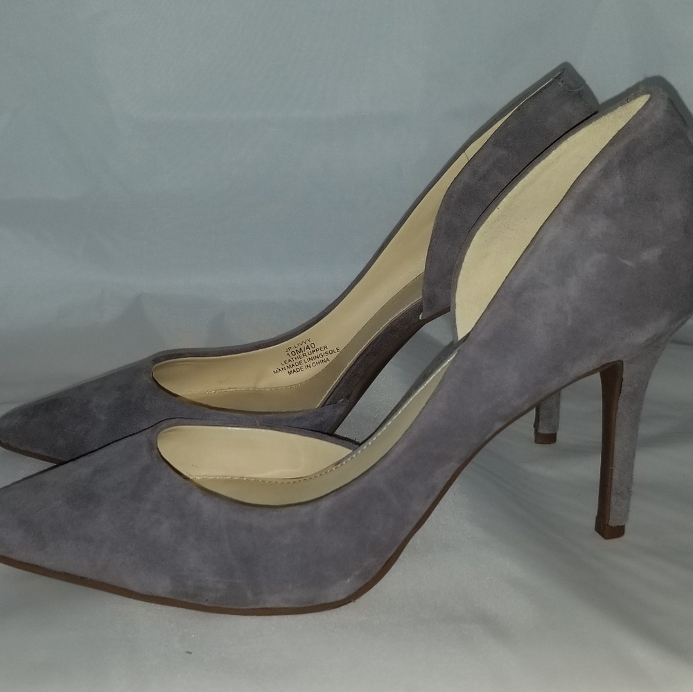 Jessica Simpson Gray Suede Pointed-Toe Heels - Picture 3 of 4
